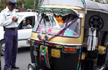 Passangers bag with valuables worth Rs 50,000 returned by Auto driver